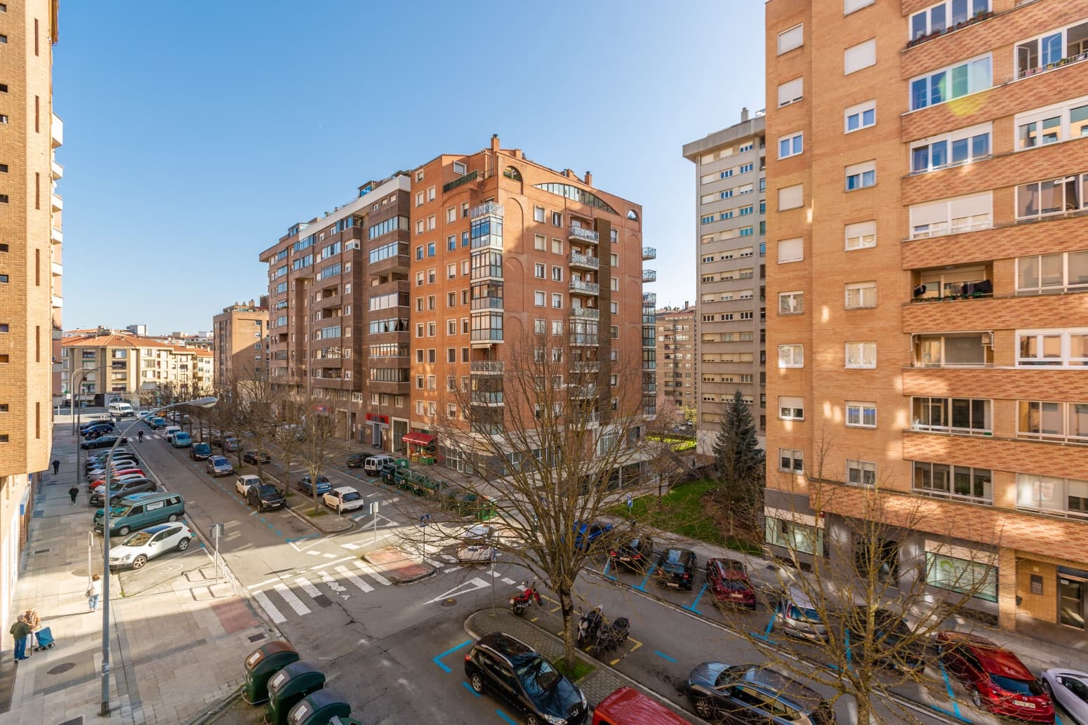 2 bedroom Flat for sale in Pamplona / Iruna with garage - € 320,000 (Ref: 9634086)