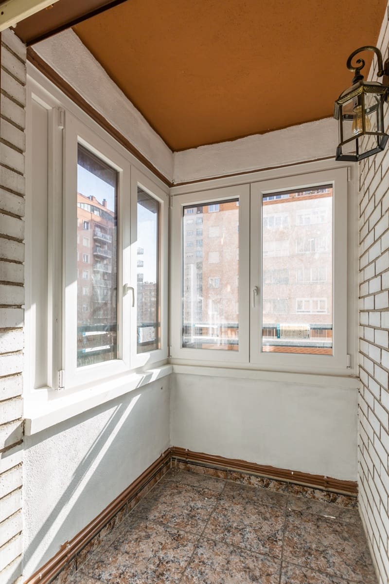 2 bedroom Flat for sale in Pamplona / Iruna with garage - € 320,000 (Ref: 9634086)