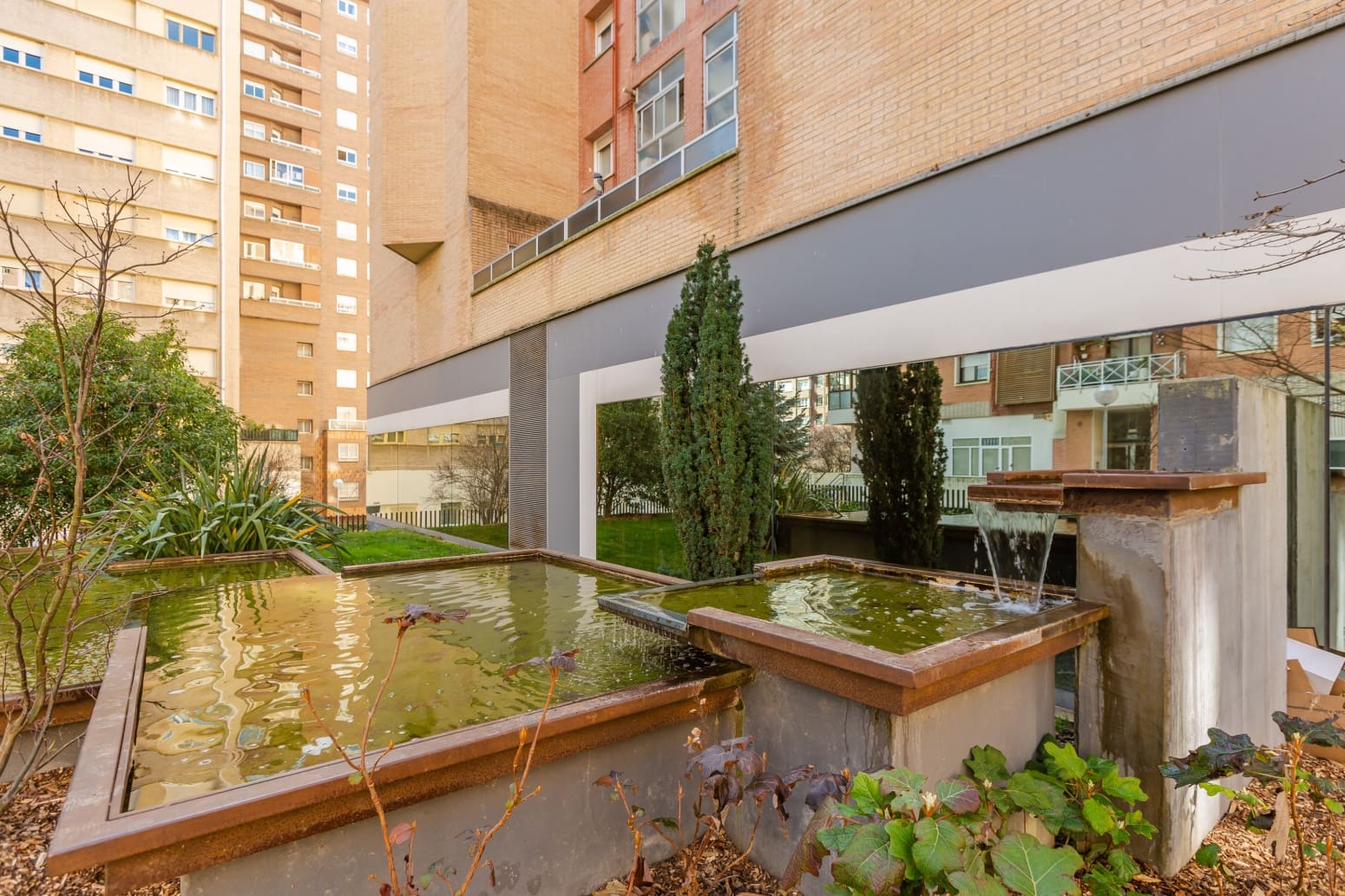 2 bedroom Flat for sale in Pamplona / Iruna with garage - € 320,000 (Ref: 9634086)