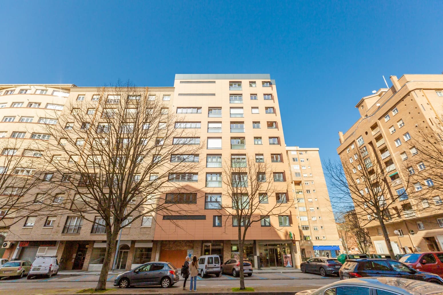 2 bedroom Flat for sale in Pamplona / Iruna with garage - € 320,000 (Ref: 9634086)