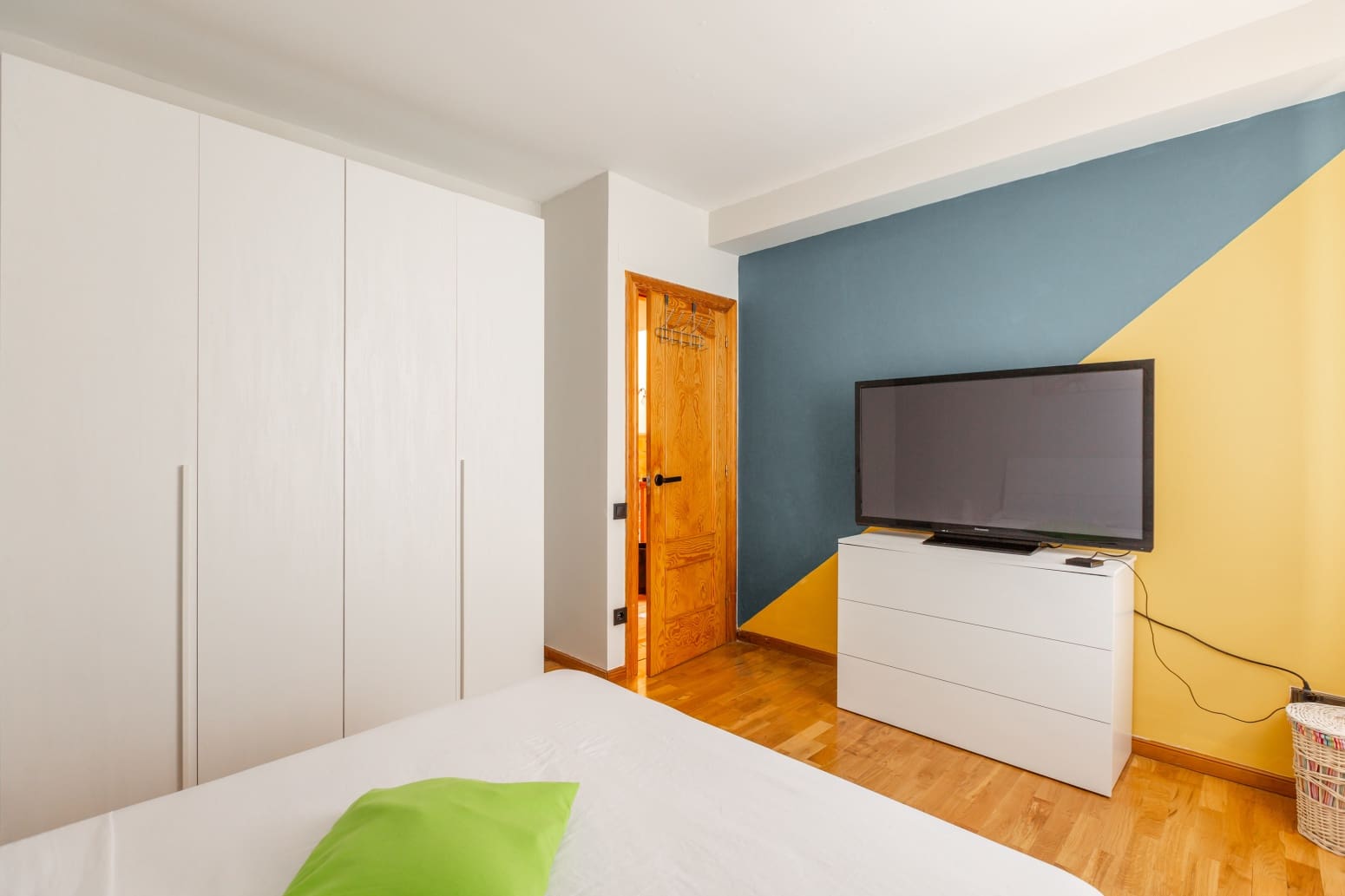 5 slaapkamer Villa te koop in Imarcoain - € 350.000 (Ref: 9637249)