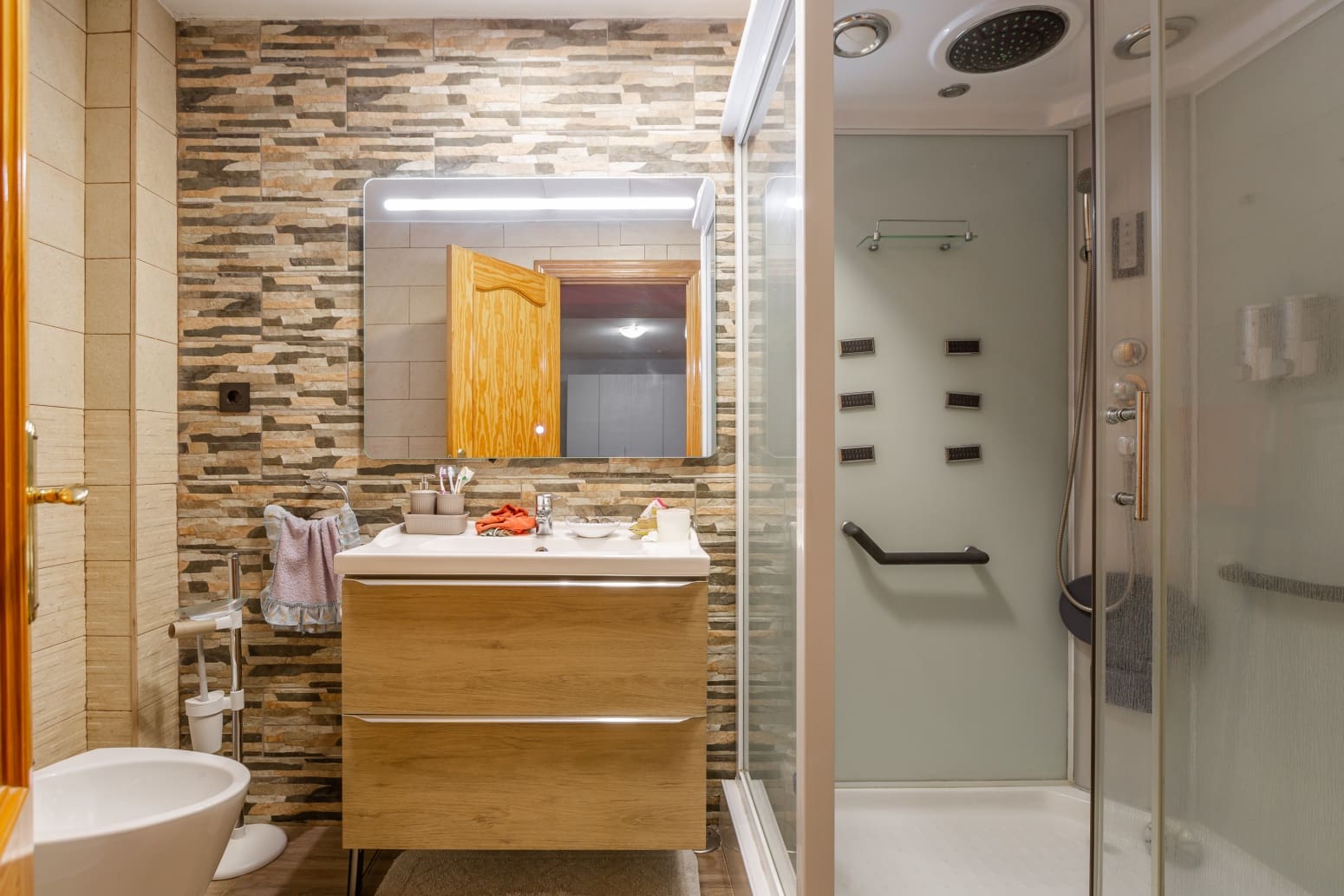 5 slaapkamer Villa te koop in Imarcoain - € 350.000 (Ref: 9637249)