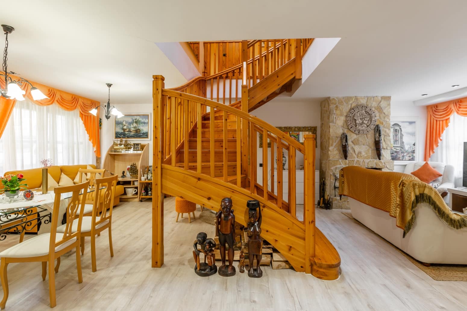 5 slaapkamer Villa te koop in Imarcoain - € 350.000 (Ref: 9637249)