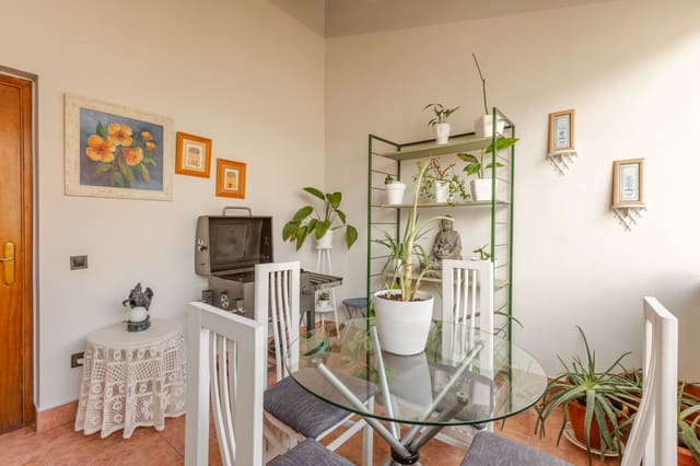 5 sovrum Villa till salu i Imarcoain, Noain - 350 000 € (Ref: 9637249)