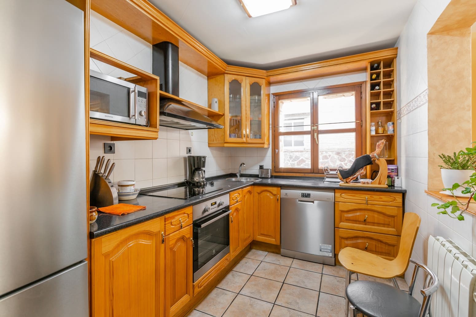 5 slaapkamer Villa te koop in Imarcoain - € 350.000 (Ref: 9637249)