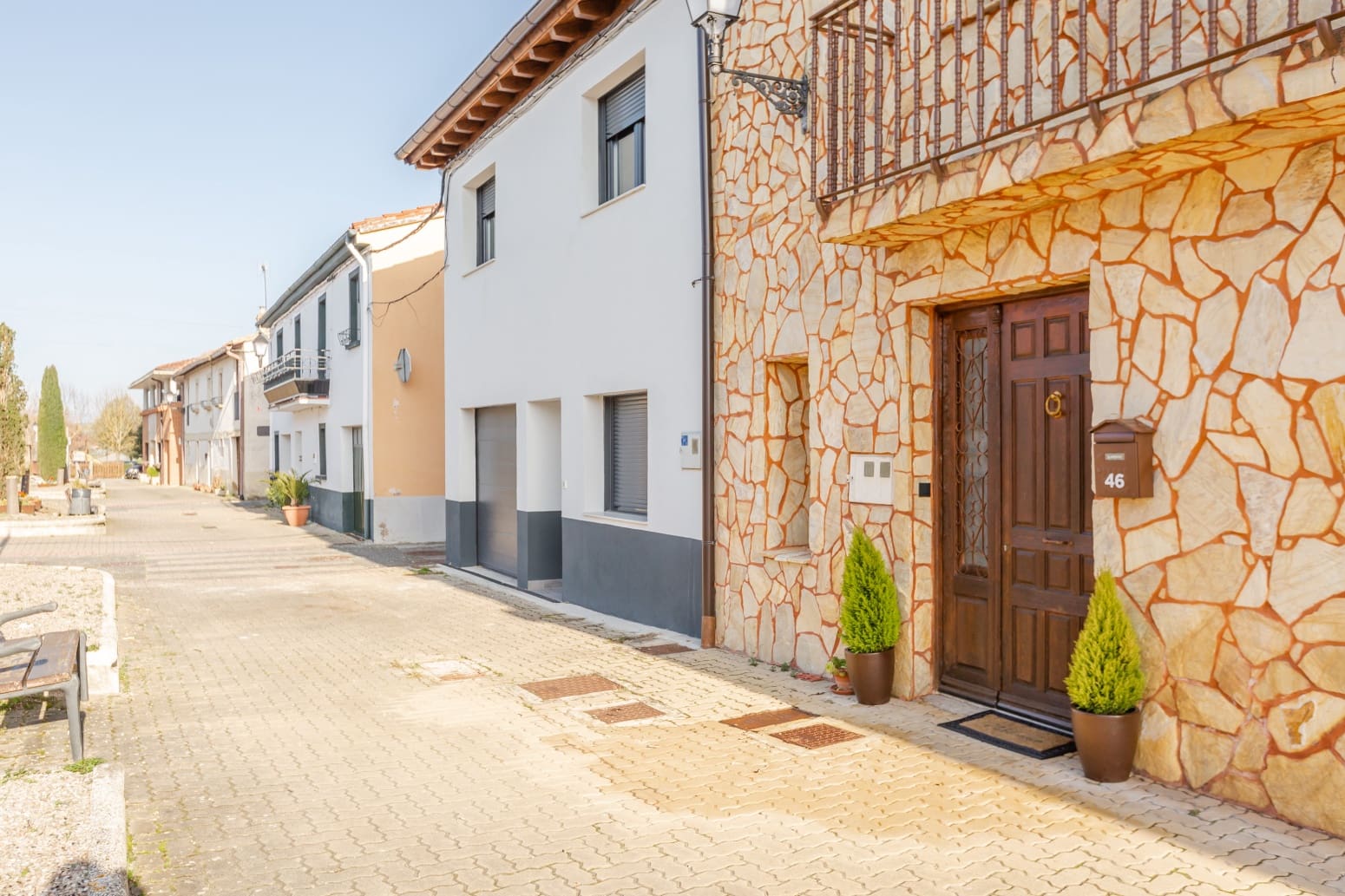 5 slaapkamer Villa te koop in Imarcoain - € 350.000 (Ref: 9637249)