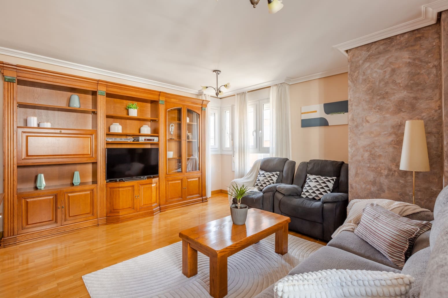 3 sypialnia Mieszkanie na sprzedaż w Pampeluna z garażem - 291 000 € (Ref: 9637250)