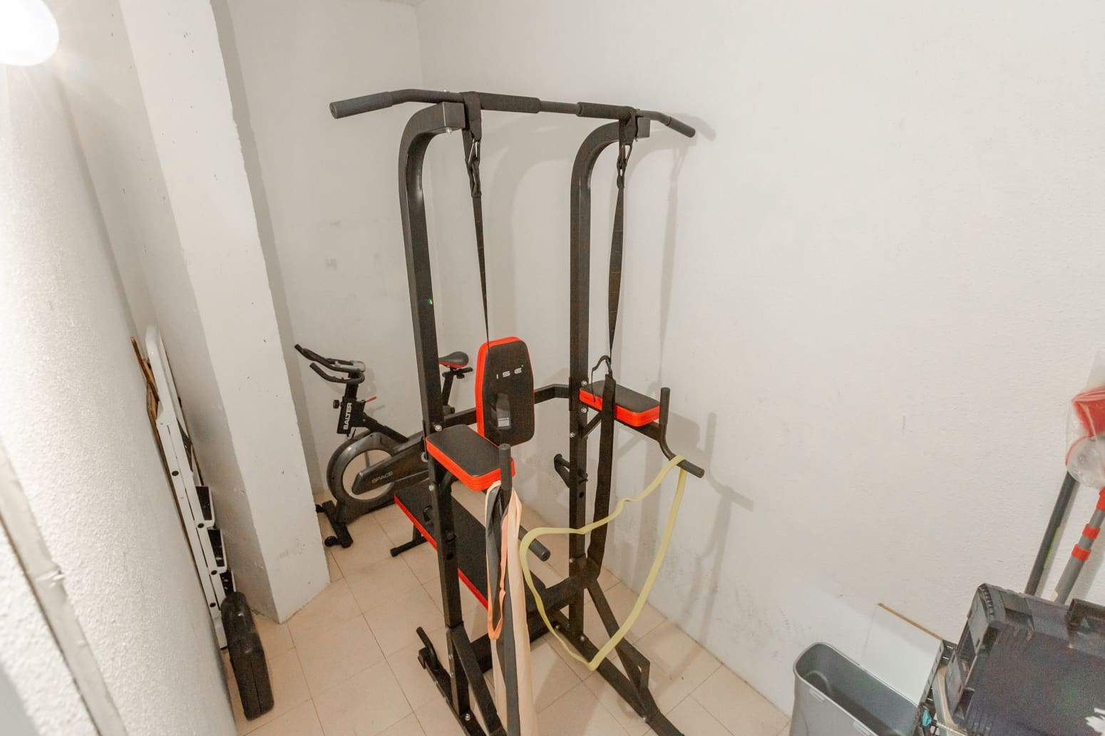 3 sypialnia Mieszkanie na sprzedaż w Pampeluna z garażem - 291 000 € (Ref: 9637250)