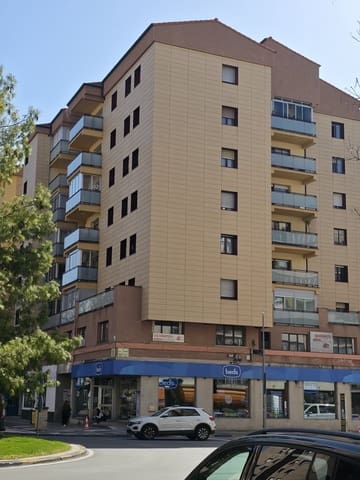 4 slaapkamer Flat te huur in Pamplona - € 1.600 (Ref: 9637251)