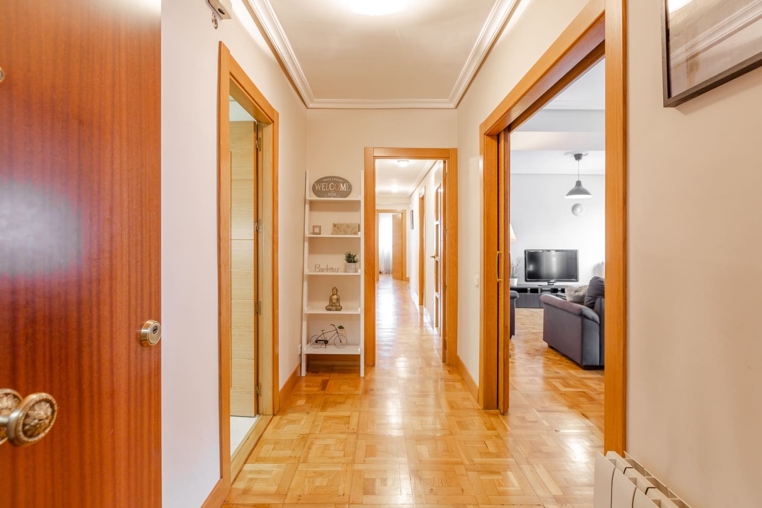 Piso de 4 habitaciones en Pamplona / Iruña en alquiler - 1.600 € (Ref: 9637251)