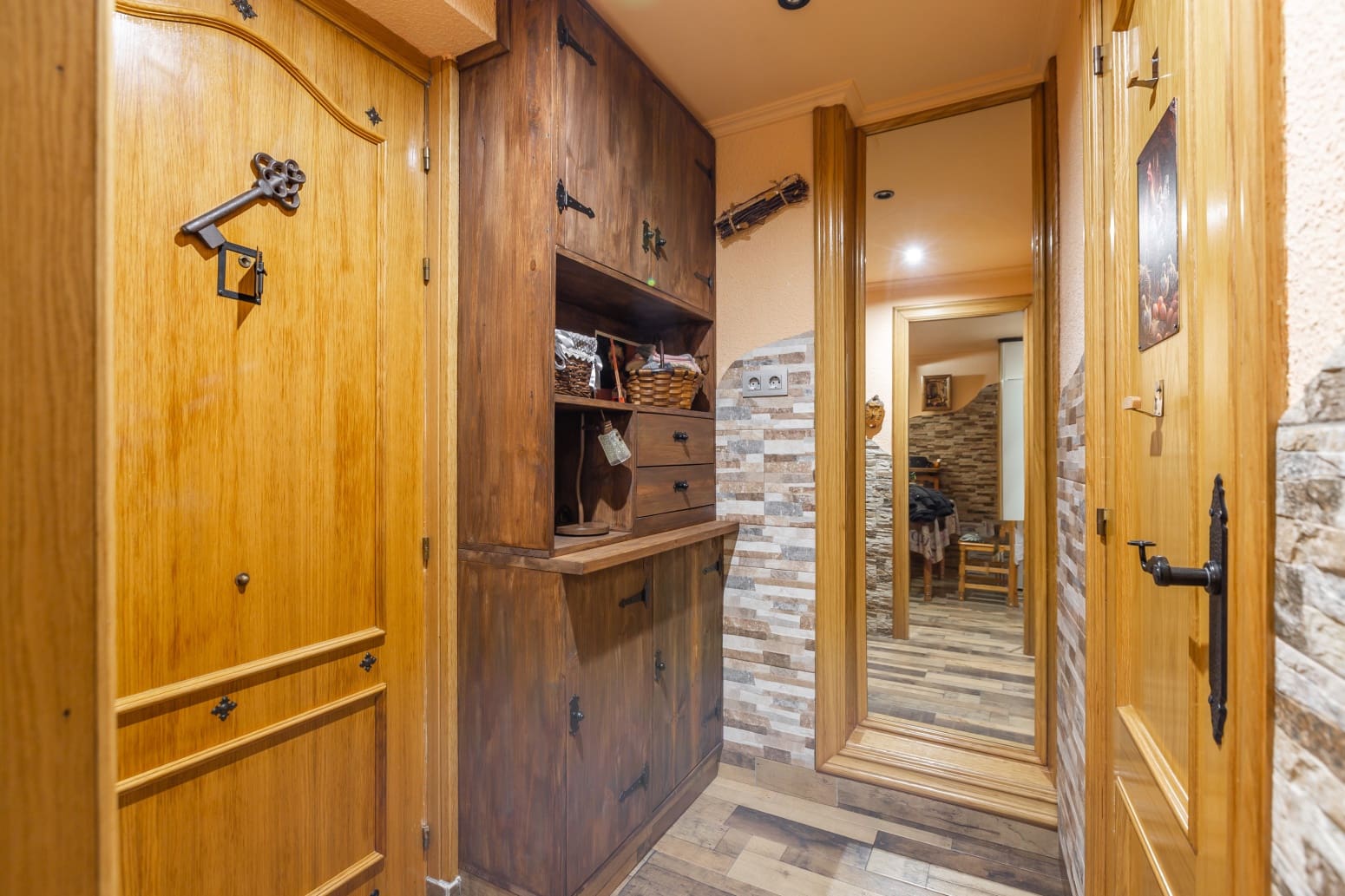 1 bedroom Flat for sale in Pamplona / Iruna - € 199,900 (Ref: 9651335)