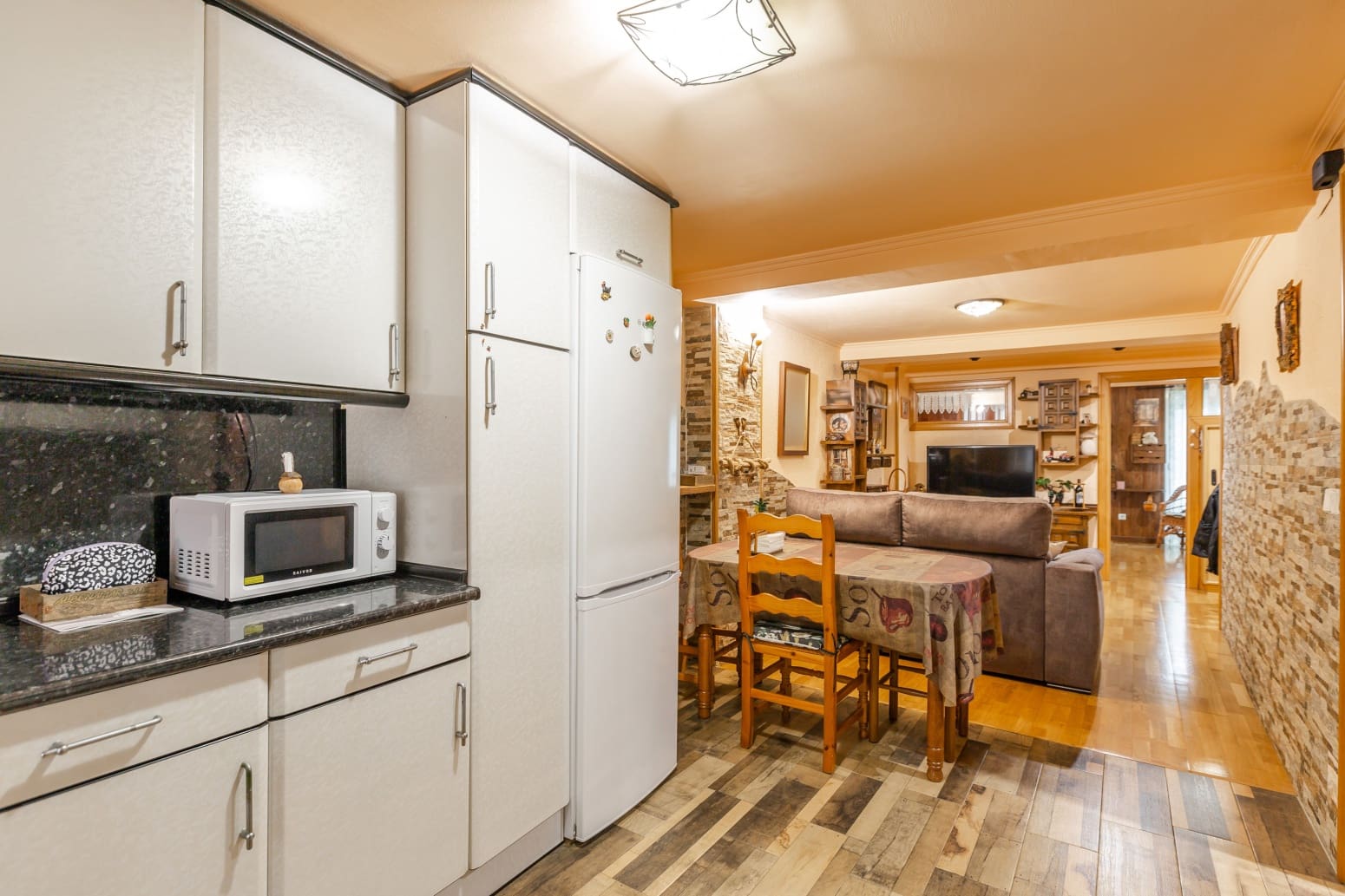 1 bedroom Flat for sale in Pamplona / Iruna - € 199,900 (Ref: 9651335)