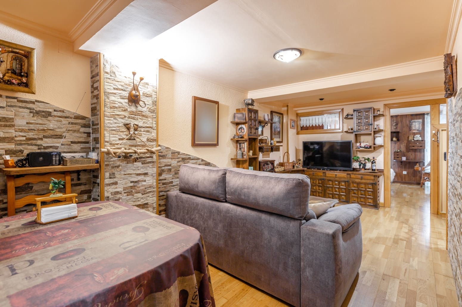 1 bedroom Flat for sale in Pamplona / Iruna - € 199,900 (Ref: 9651335)