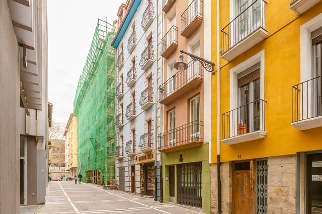 1 bedroom Flat for sale in Pamplona / Iruña - € 199,900 (Ref: 9651335)