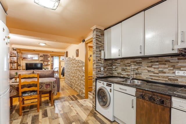 1 bedroom Flat for sale in Pamplona / Iruña - € 199,900 (Ref: 9651335)