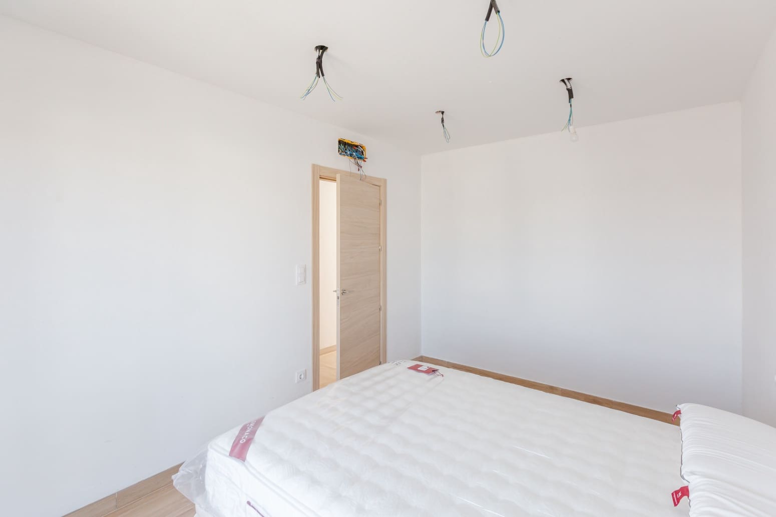 5 chambre Villa/Maison à vendre à Cordovilla avec garage - 799 000 € (Ref: 9655788)