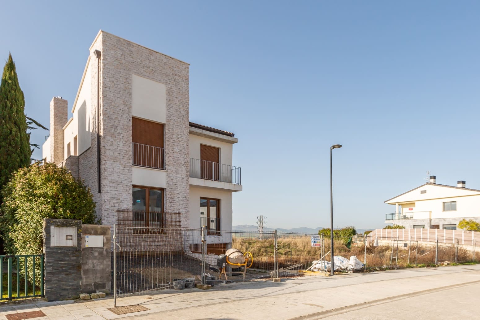 5 chambre Villa/Maison à vendre à Cordovilla avec garage - 799 000 € (Ref: 9655788)