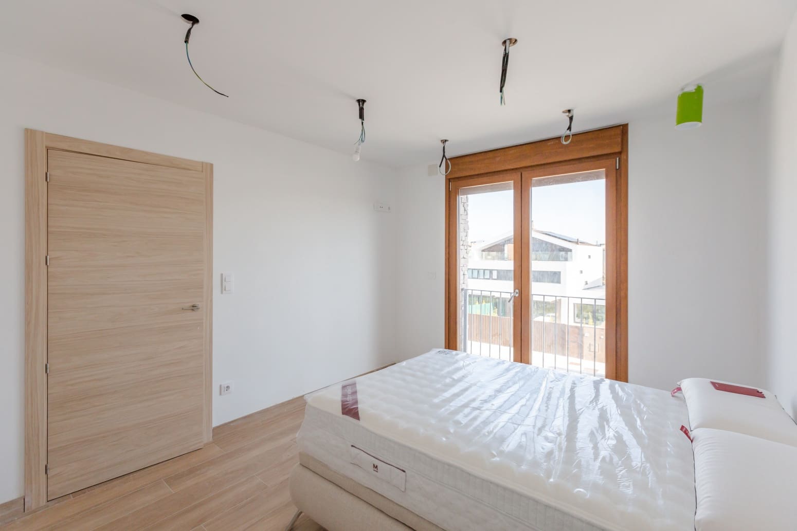 5 chambre Villa/Maison à vendre à Cordovilla avec garage - 799 000 € (Ref: 9655788)