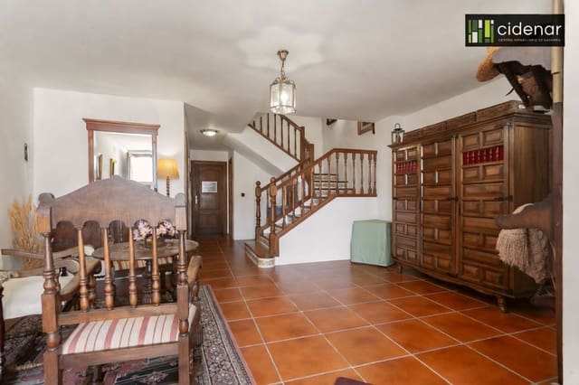 4 soverom Villa til salgs i Yerri med garasje - € 277 000 (Ref: 9655789)