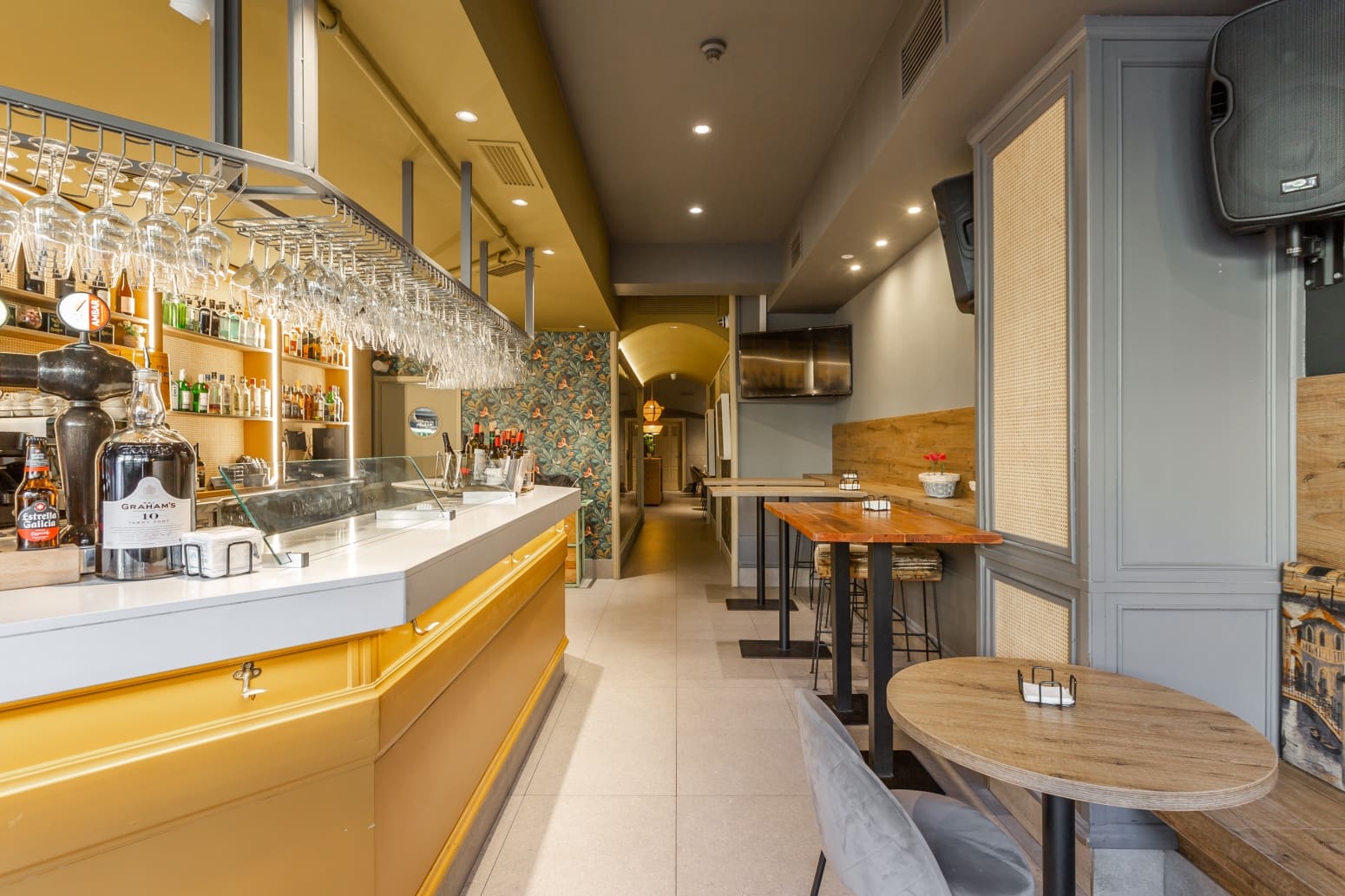 Bedrijf te koop in Pamplona - € 550.000 (Ref: 9666145)