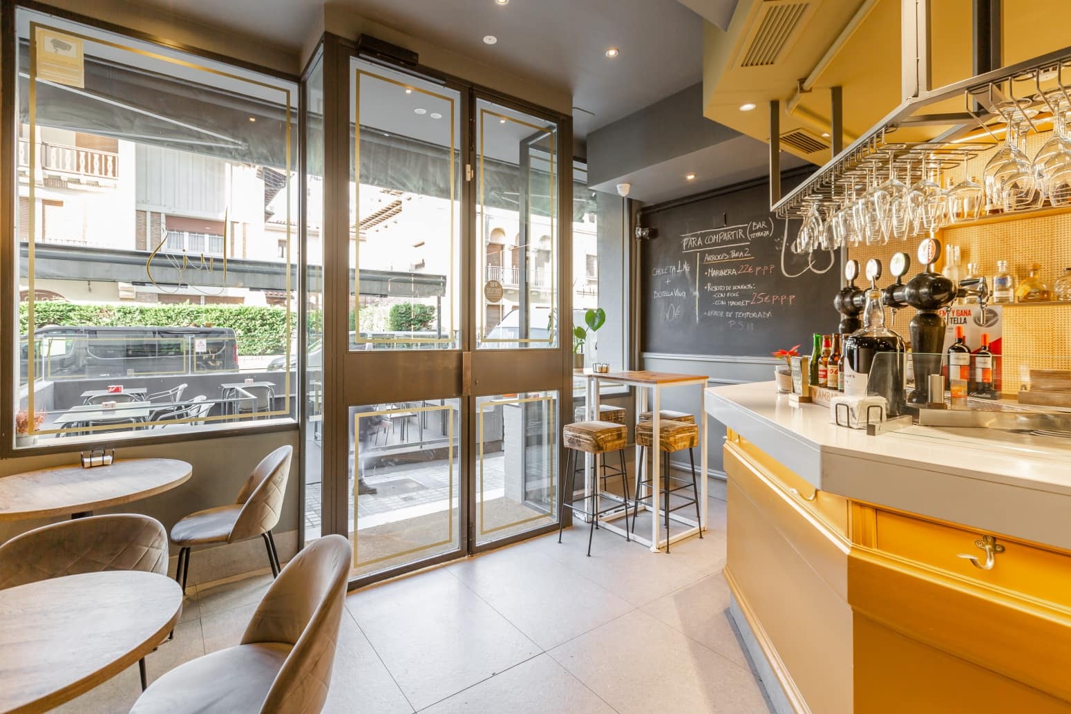 Bedrijf te koop in Pamplona - € 550.000 (Ref: 9666145)