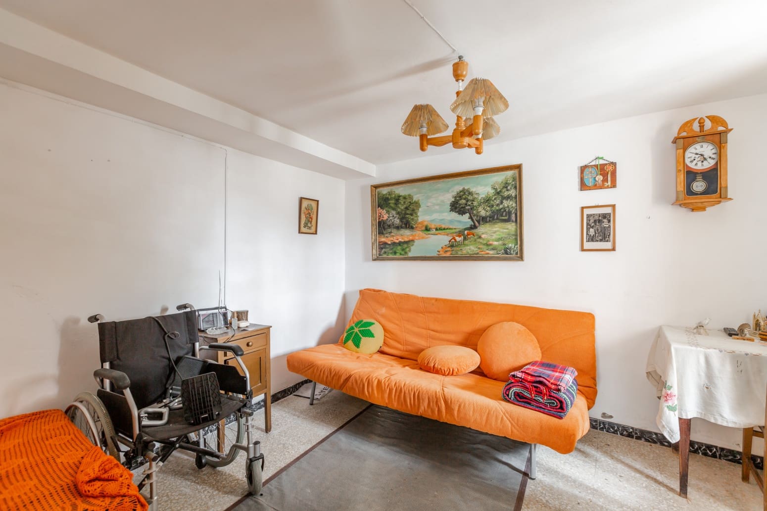 Chalet de 4 habitaciones en Sos del Rey Católico en venta - 67.260 € (Ref: 9677011)