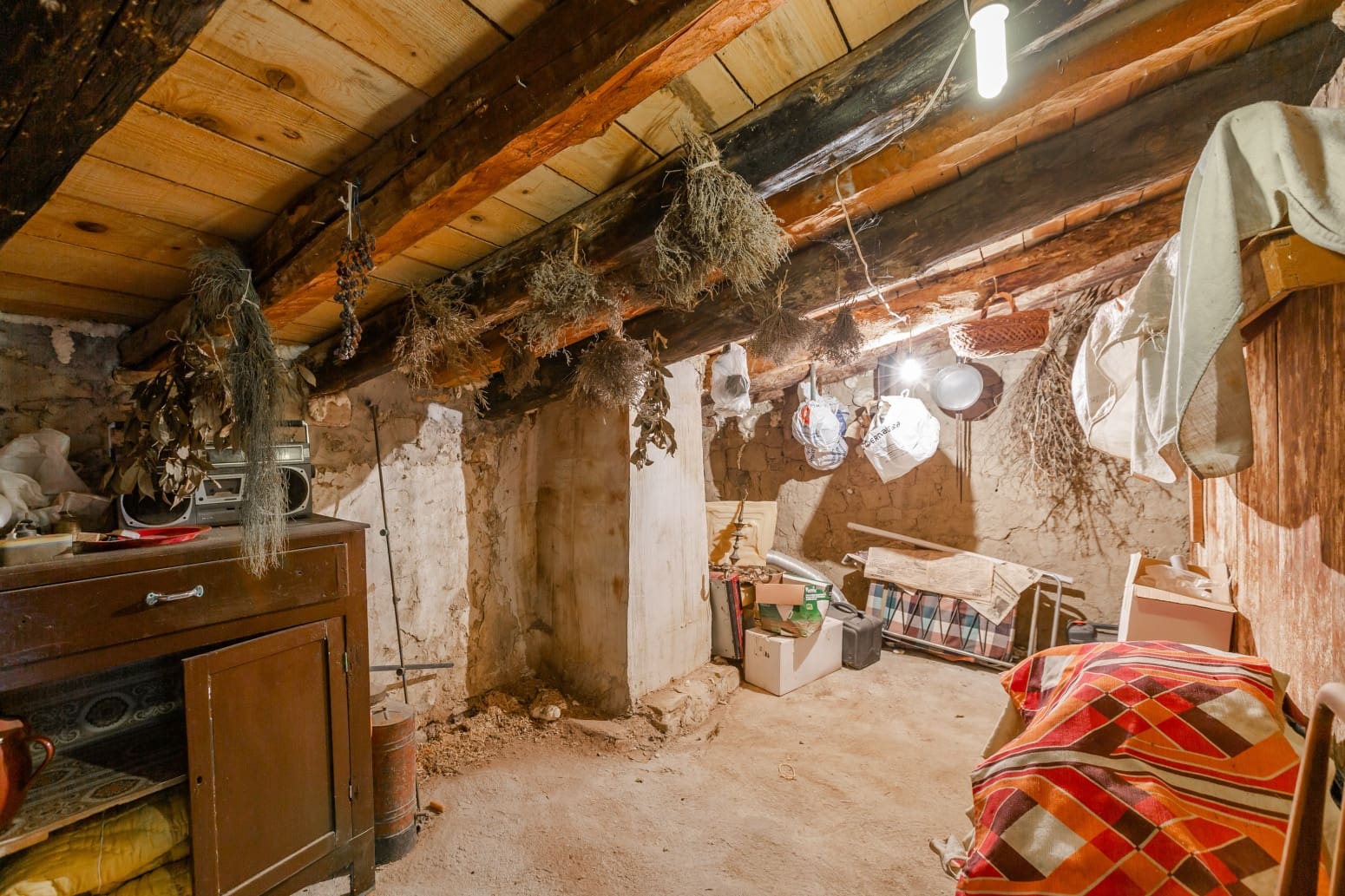 Chalet de 4 habitaciones en Sos del Rey Católico en venta - 67.260 € (Ref: 9677011)