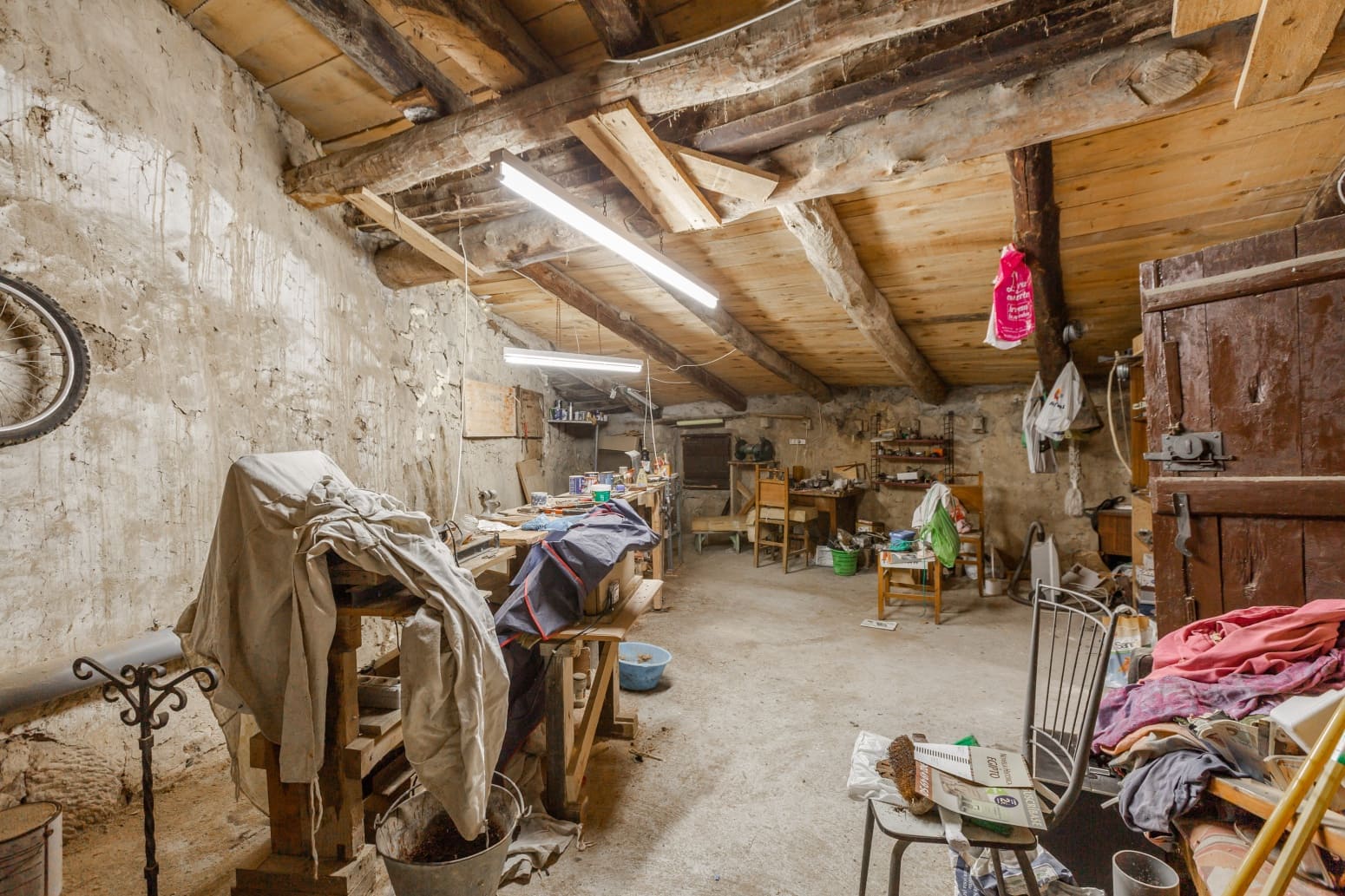 Chalet de 4 habitaciones en Sos del Rey Católico en venta - 67.260 € (Ref: 9677011)