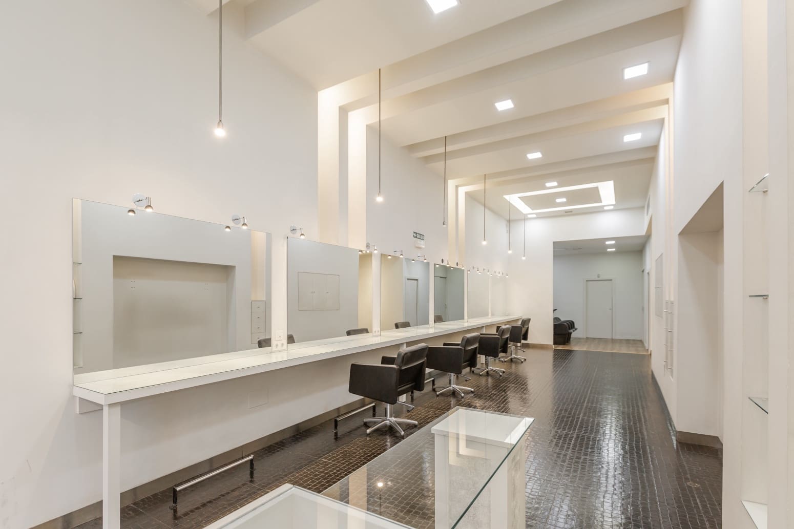 Gewerbe zu vermieten in Pamplona / Iruna - 1.300 € (Ref: 9679611)