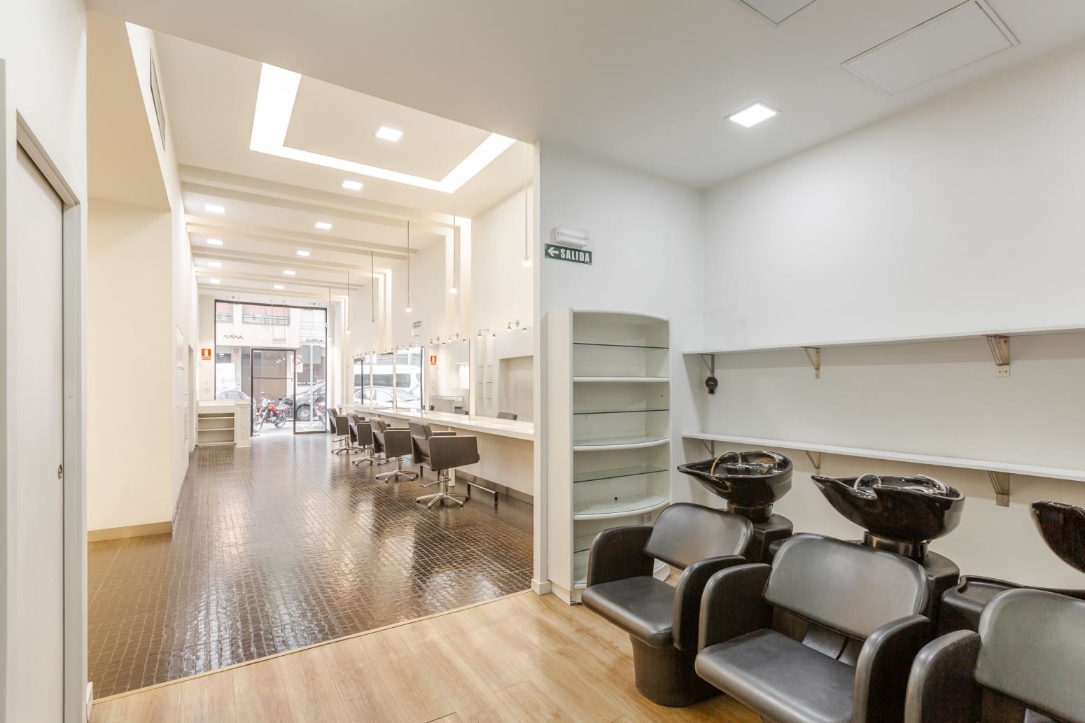 Gewerbe zu vermieten in Pamplona / Iruna - 1.300 € (Ref: 9679611)