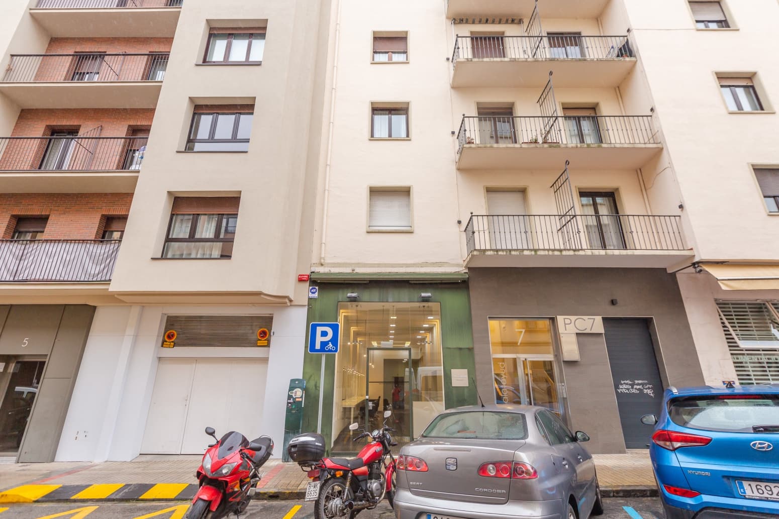 Gewerbe zu vermieten in Pamplona / Iruna - 1.300 € (Ref: 9679611)