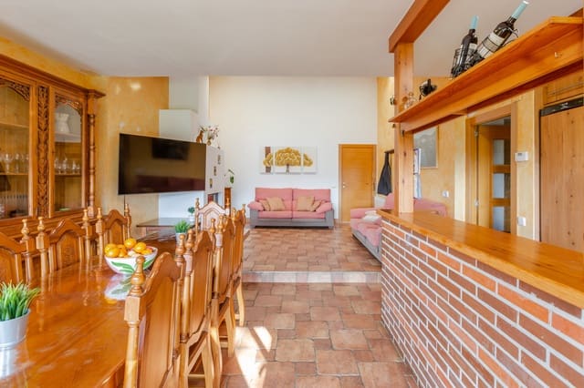 Chalet de 5 habitaciones en Lónguida en venta - 249.000 € (Ref: 9686208)