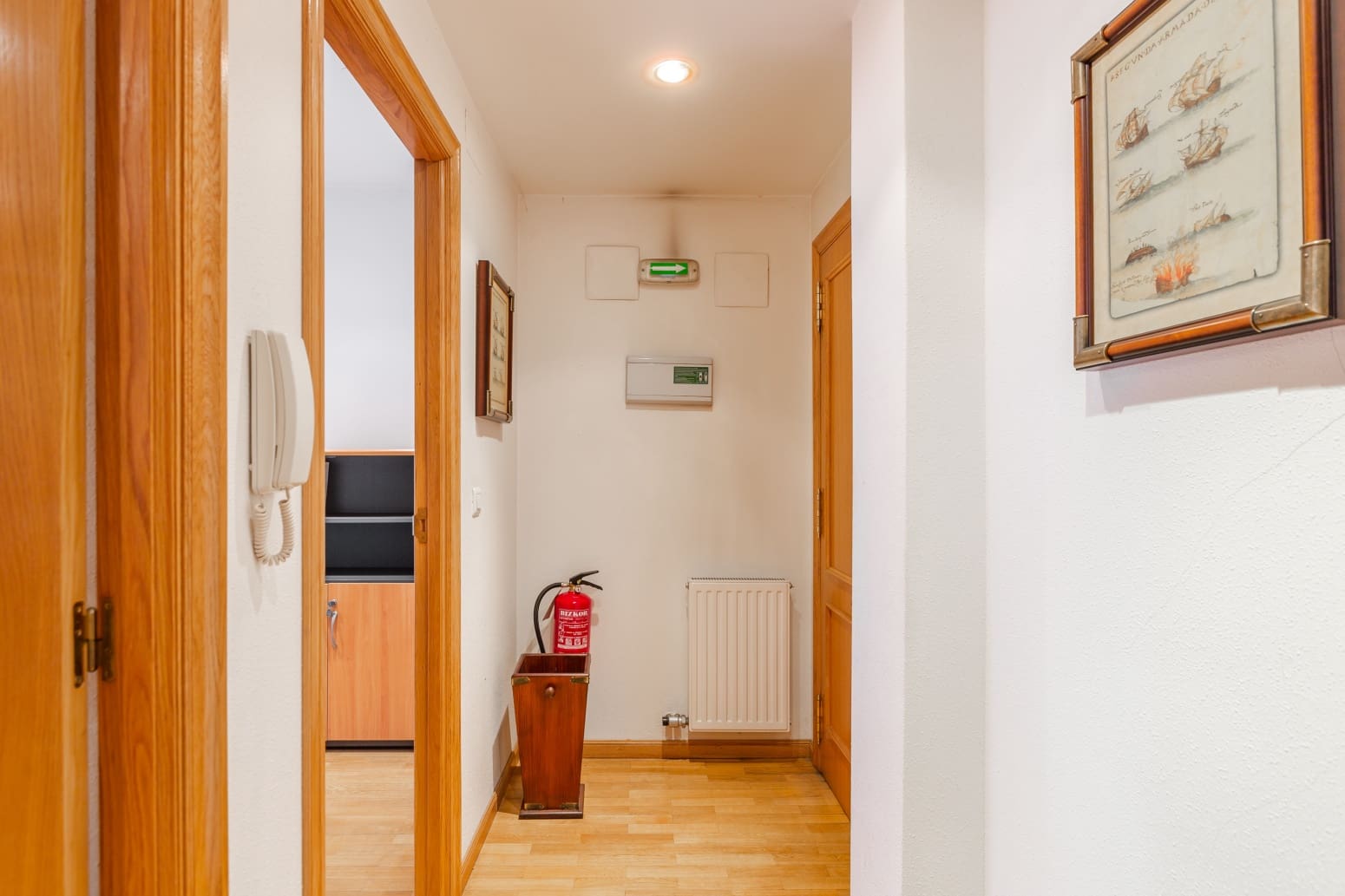 Office for sale in Altsasu / Alsasua - € 100,000 (Ref: 9694902)