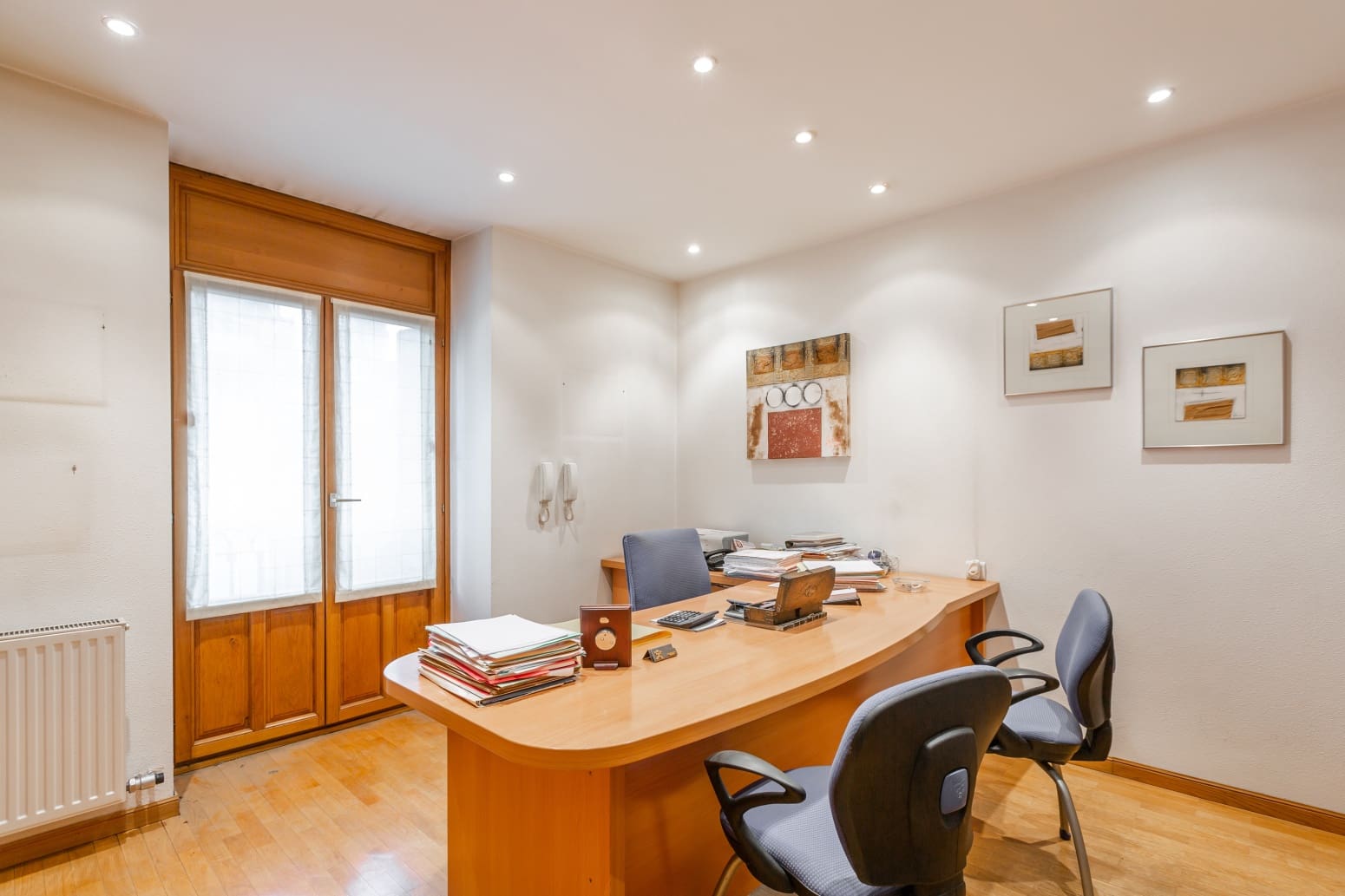 Office for sale in Altsasu / Alsasua - € 100,000 (Ref: 9694902)