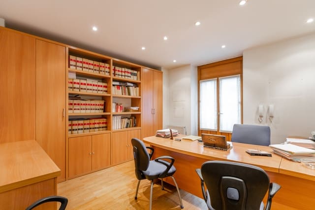 Office for sale in Altsasu / Alsasua - € 100,000 (Ref: 9694902)