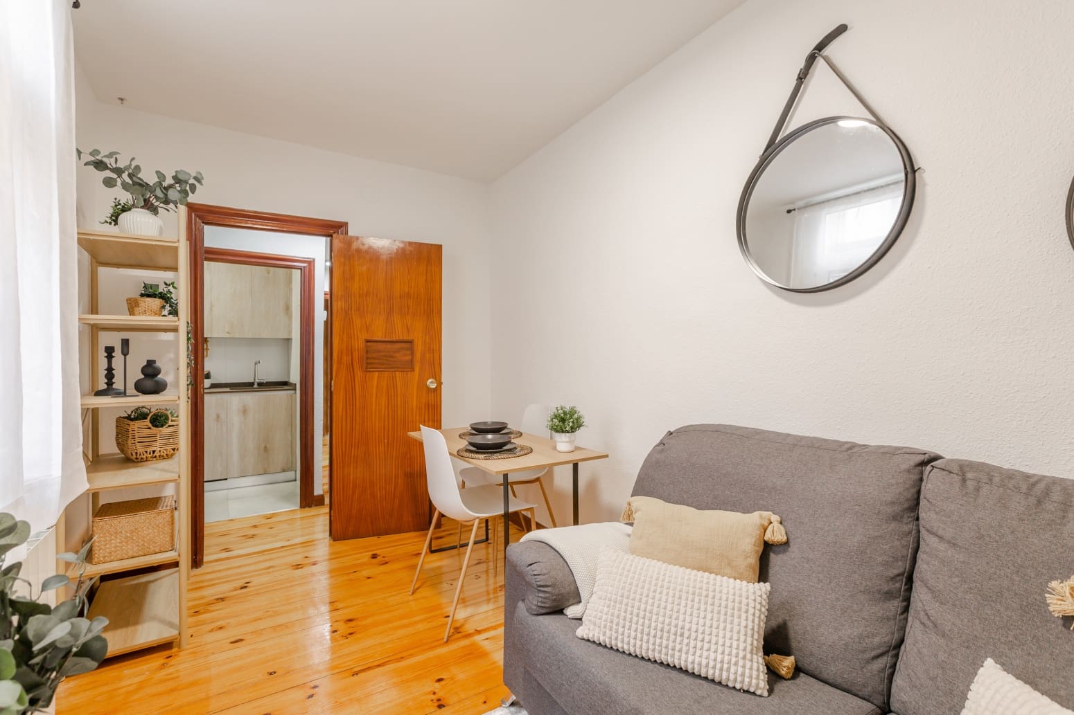 2 bedroom Flat for sale in Pamplona / Iruna - € 165,000 (Ref: 9698143)