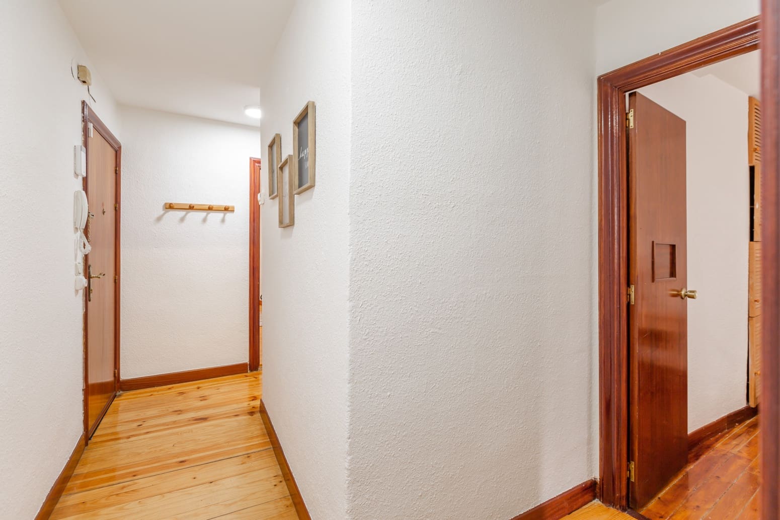 2 bedroom Flat for sale in Pamplona / Iruna - € 165,000 (Ref: 9698143)