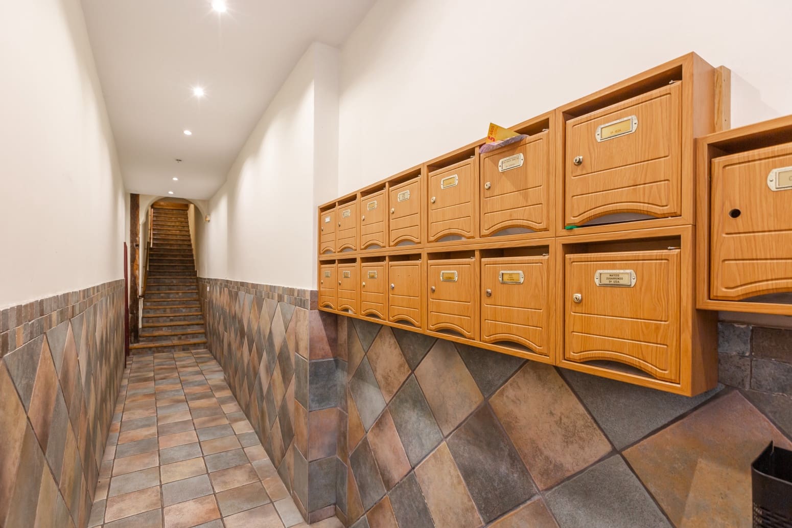 2 bedroom Flat for sale in Pamplona / Iruna - € 165,000 (Ref: 9698143)