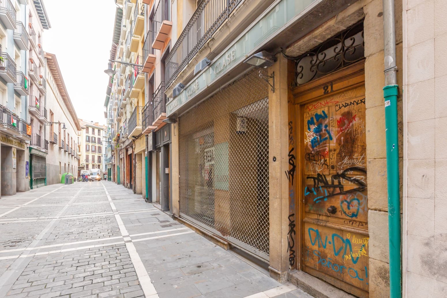 2 bedroom Flat for sale in Pamplona / Iruna - € 165,000 (Ref: 9698143)