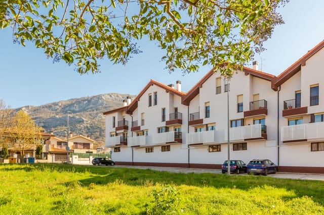 3 soveværelse Lejlighed til salg i Irurtzun med garage - € 200.000 (Ref: 9701420)