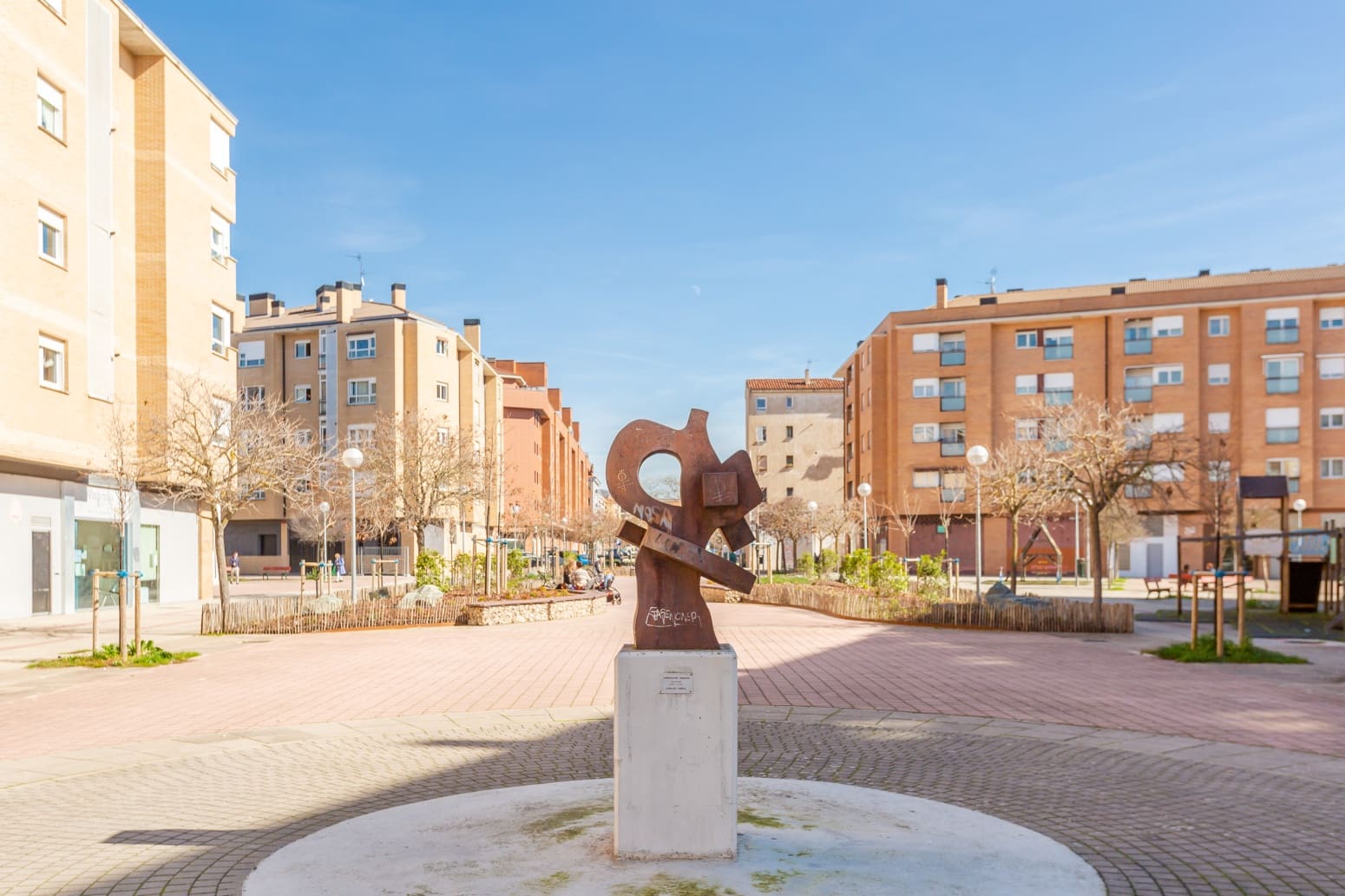 3 soveværelse Lejlighed til salg i Pamplona / Iruna med garage - € 295.000 (Ref: 9701421)