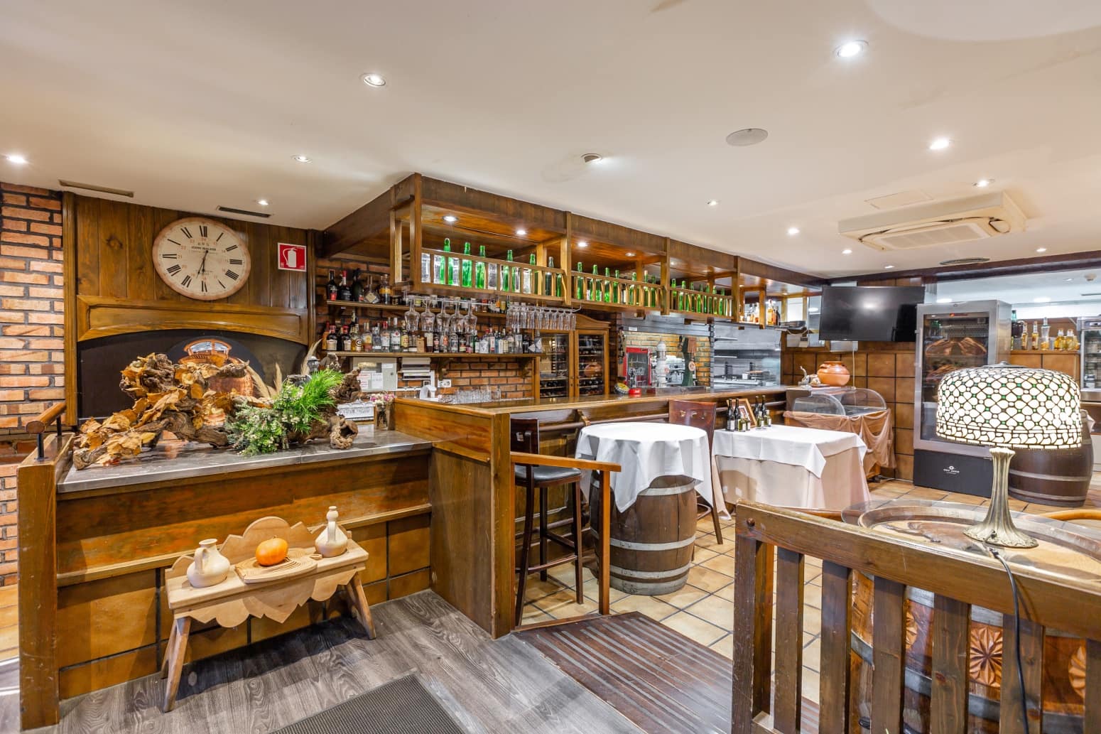 Commercial for sale in Cizur - € 5,000,000 (Ref: 9711175)