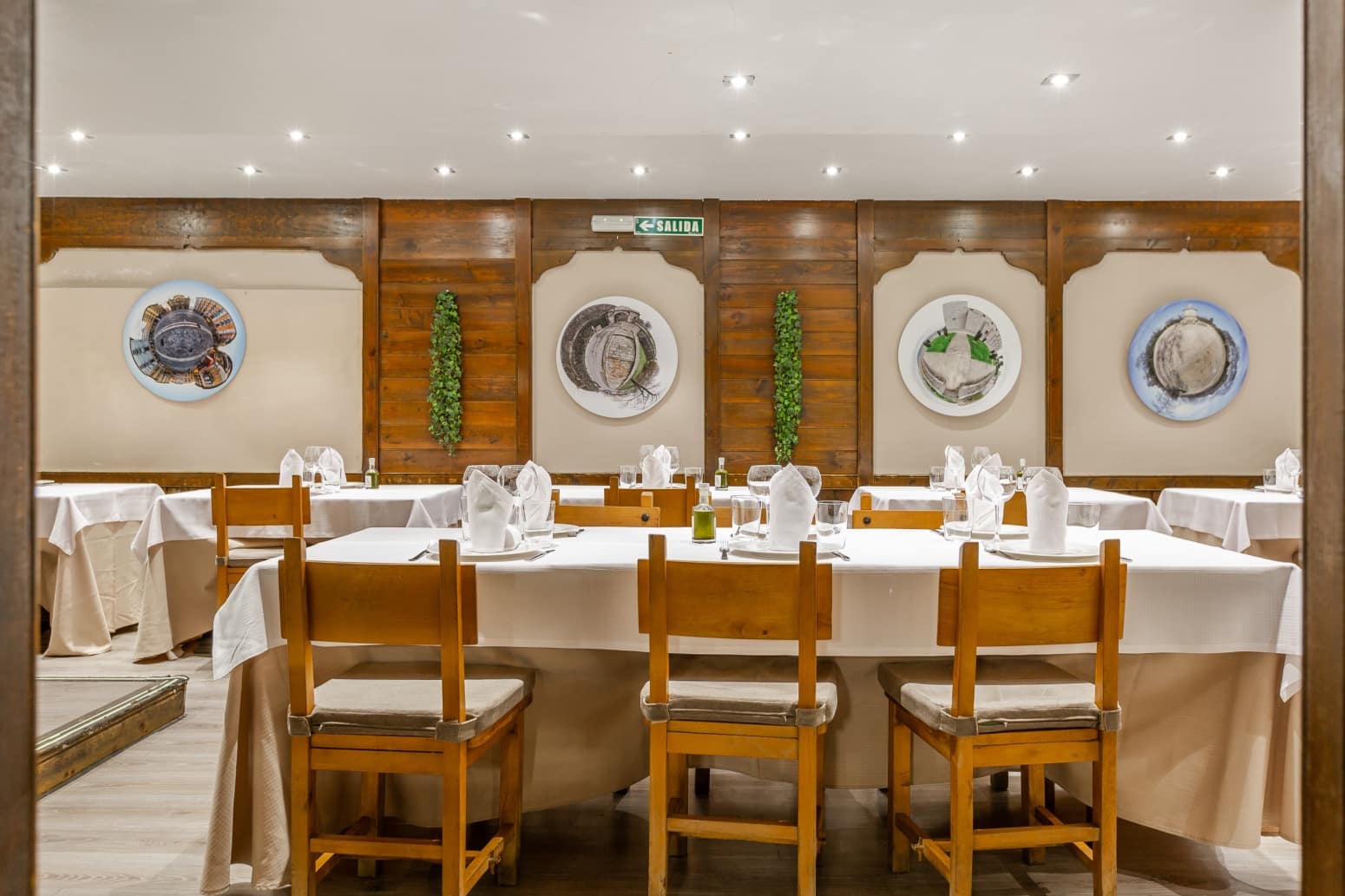 Commercial for sale in Cizur - € 5,000,000 (Ref: 9711175)