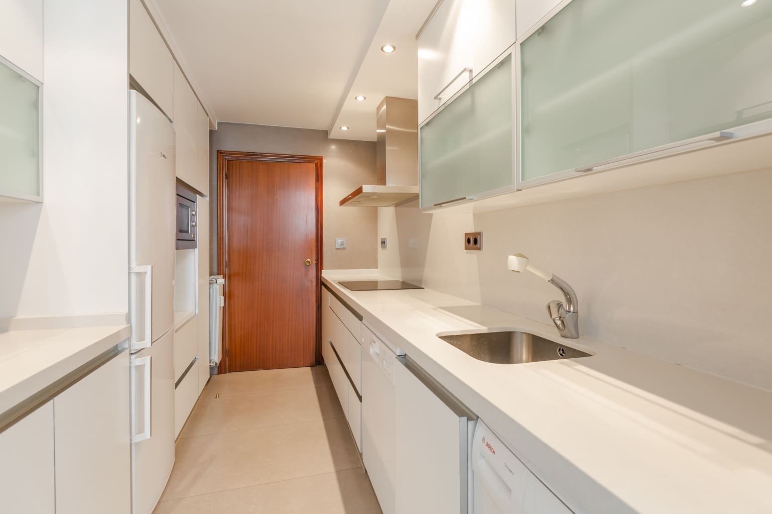 2 bedroom Flat for sale in Pamplona / Iruna with garage - € 525,000 (Ref: 9714636)