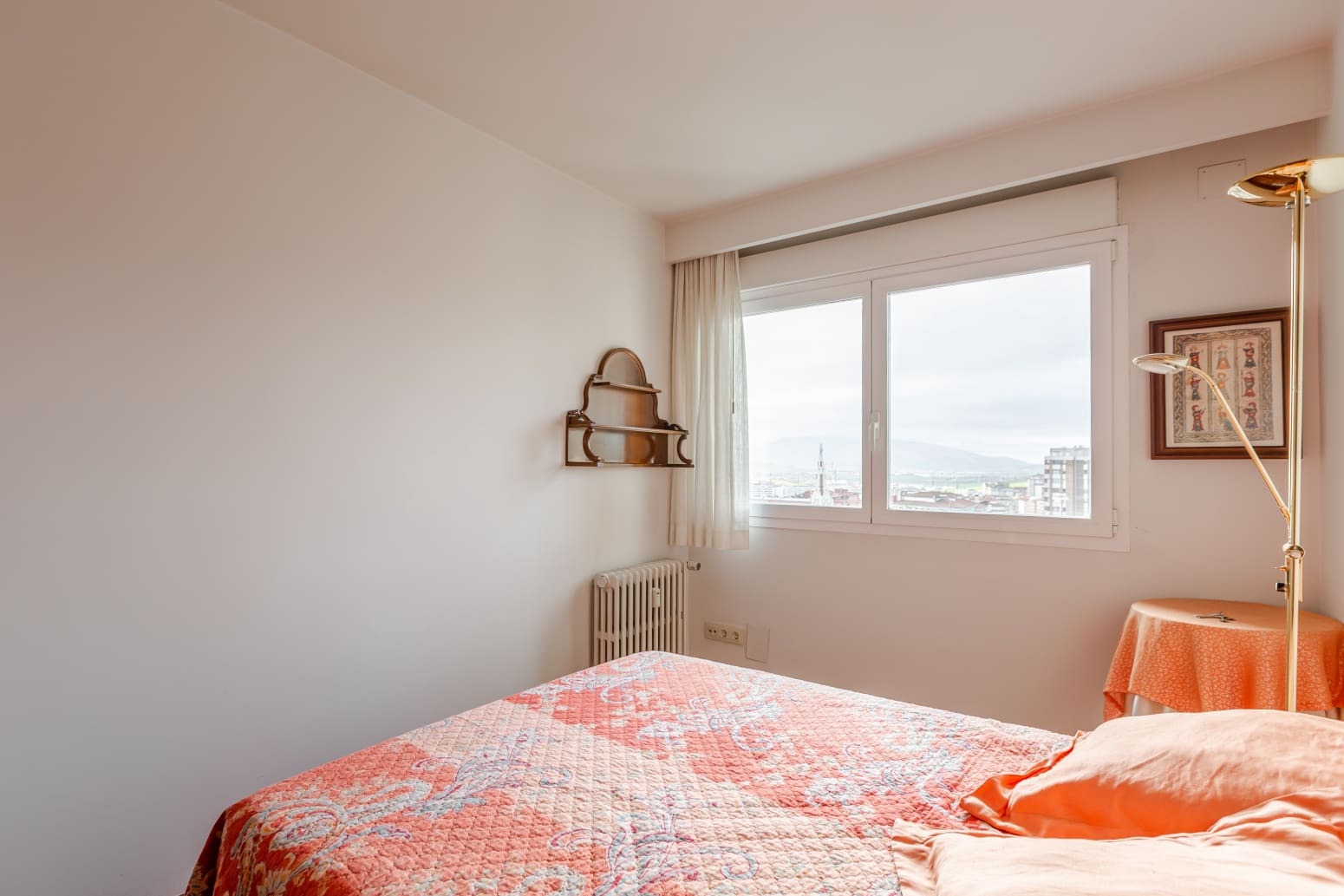 2 bedroom Flat for sale in Pamplona / Iruna with garage - € 525,000 (Ref: 9714636)