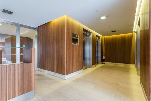 2 soveværelse Lejlighed til salg i Pamplona / Iruña med garage - € 525.000 (Ref: 9714636)