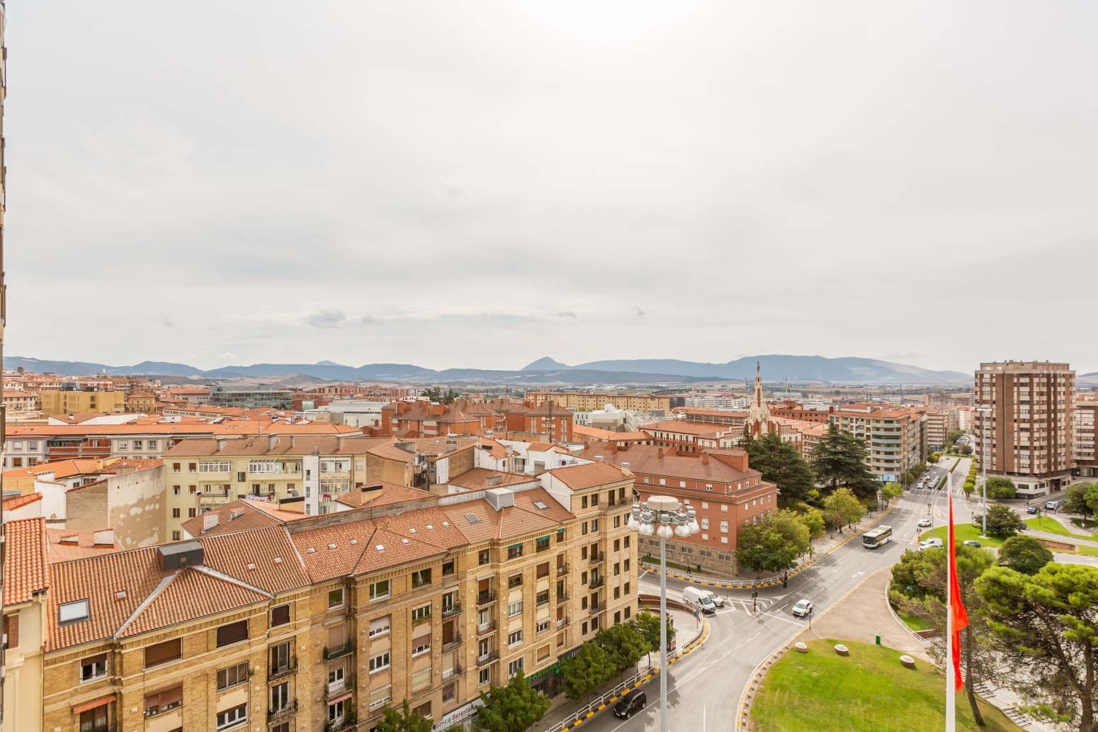 2 bedroom Flat for sale in Pamplona / Iruna - € 460,000 (Ref: 9714636)