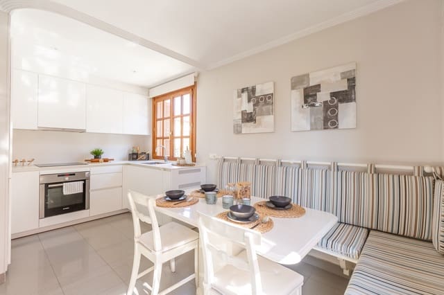 4 bedroom Villa for sale in Zizur Mayor / Zizur Nagusia with garage - € 730,000 (Ref: 9714637)