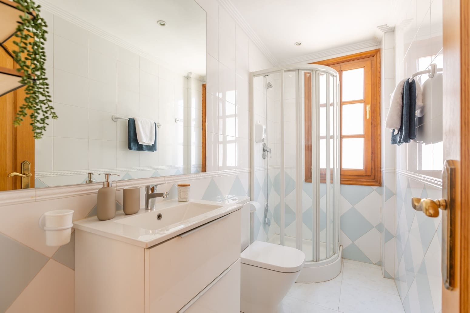 4 bedroom Villa for sale in Zizur Mayor / Zizur Nagusia with garage - € 730,000 (Ref: 9714637)