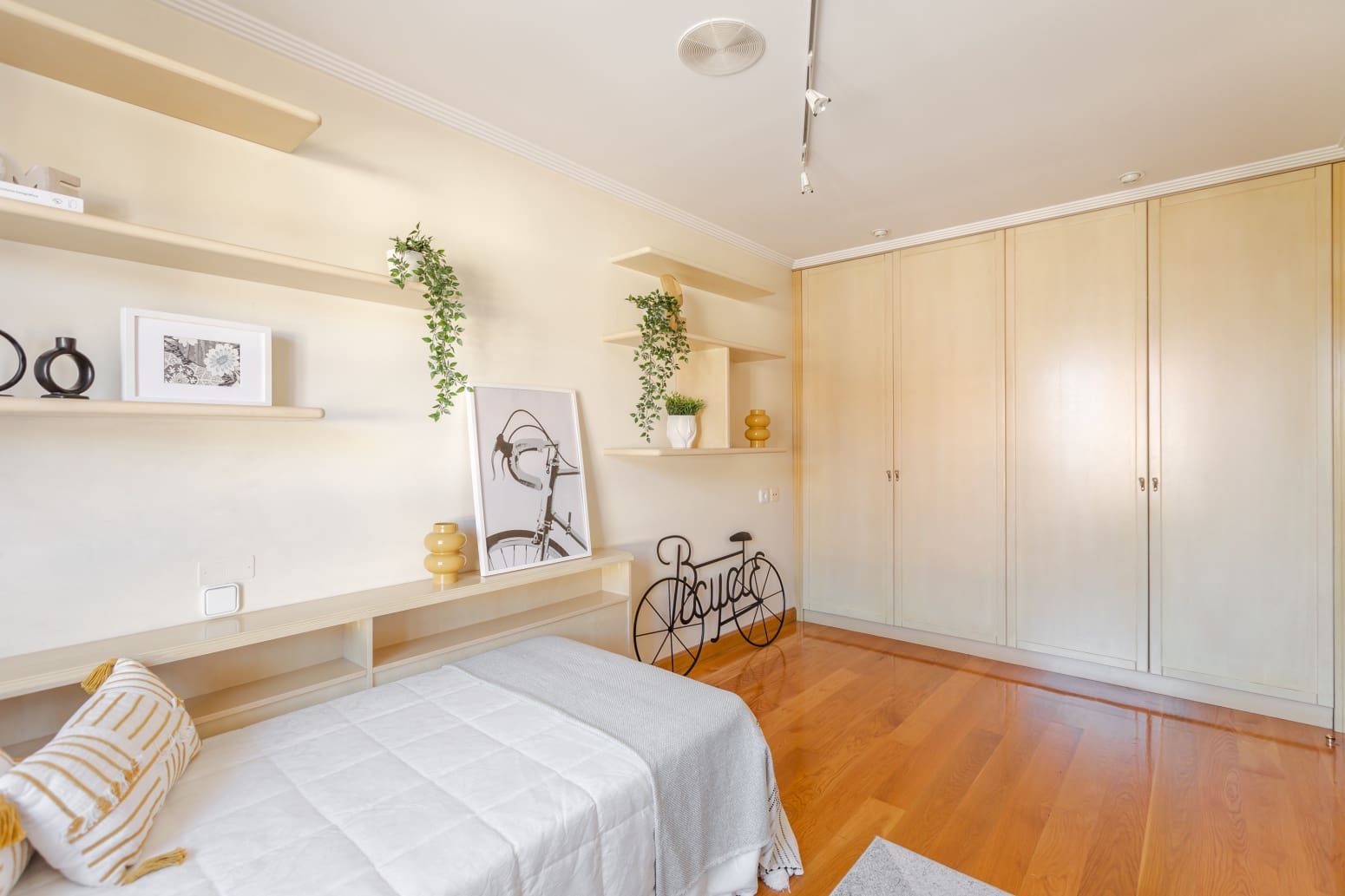 4 bedroom Villa for sale in Zizur Mayor / Zizur Nagusia with garage - € 730,000 (Ref: 9714637)